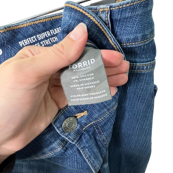 Torrid Perfect Super Flare Vintage Stretch Jeans Sz 16T Distressed Blue Jeans - Picture 9 of 15